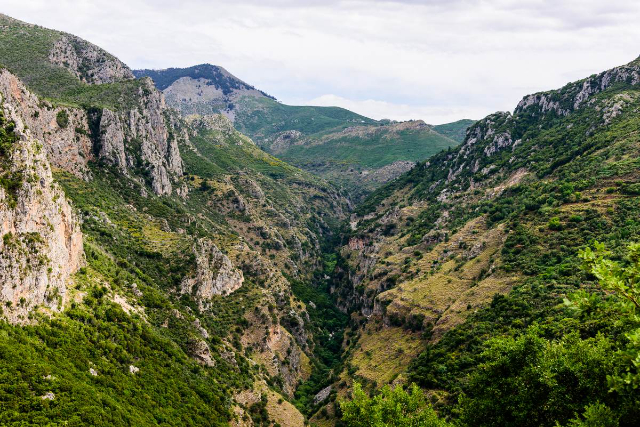 Wąwóz Vyros - Vyros Gorge | Secret World Trip Planner