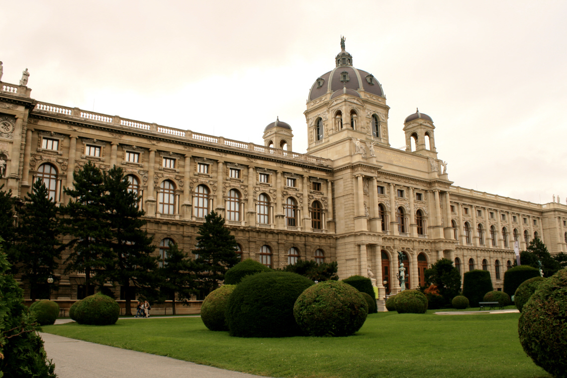 美術史博物館（) - Wien | Secret World Trip Planner