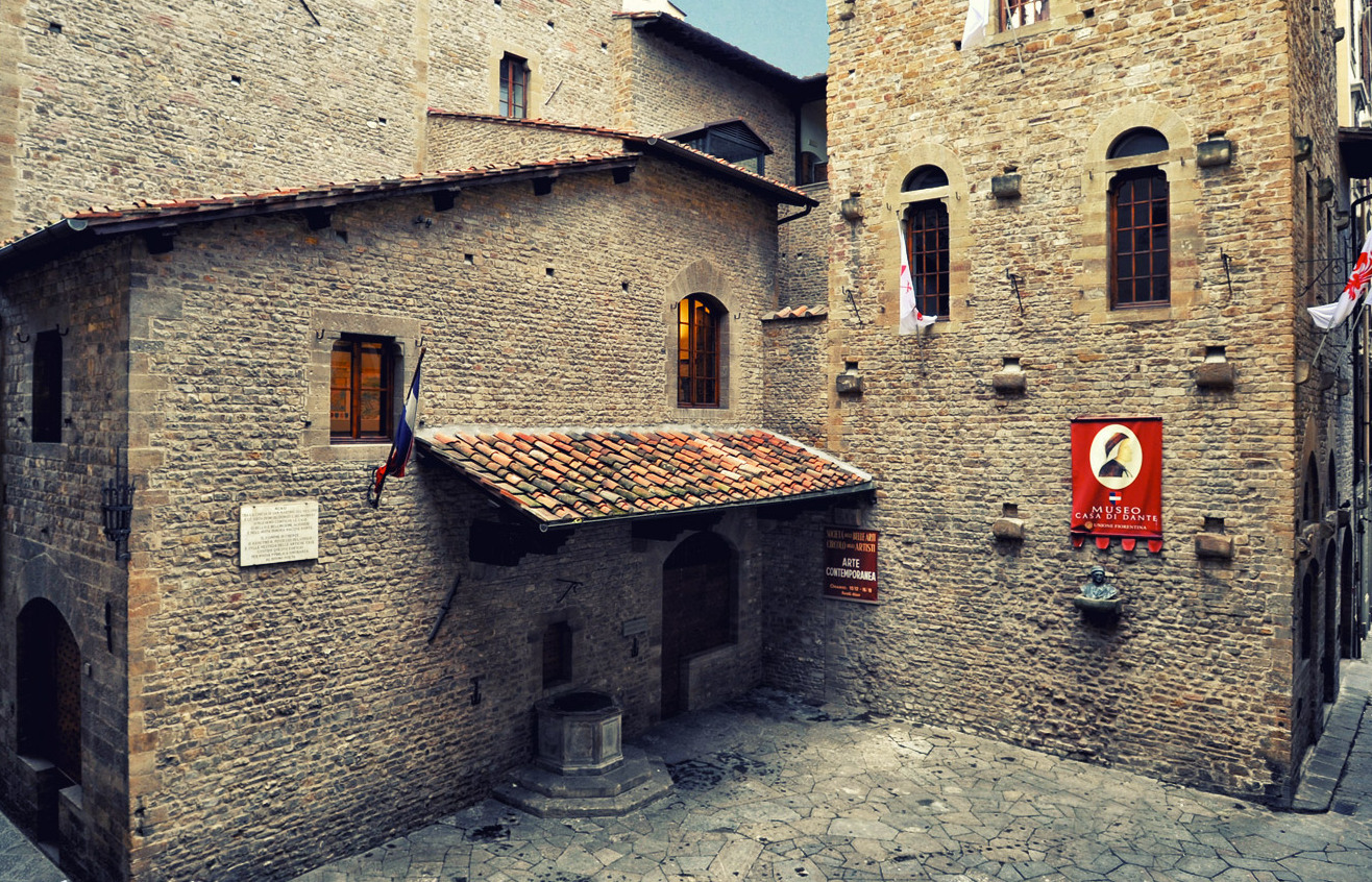 Firenze | Museo Casa di Dante - Firenze | Secret World Trip Planner