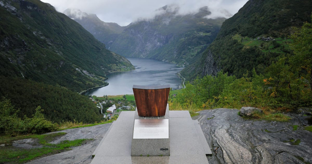 The Fly Valley Thief - Geiranger | Secret World Trip Planner