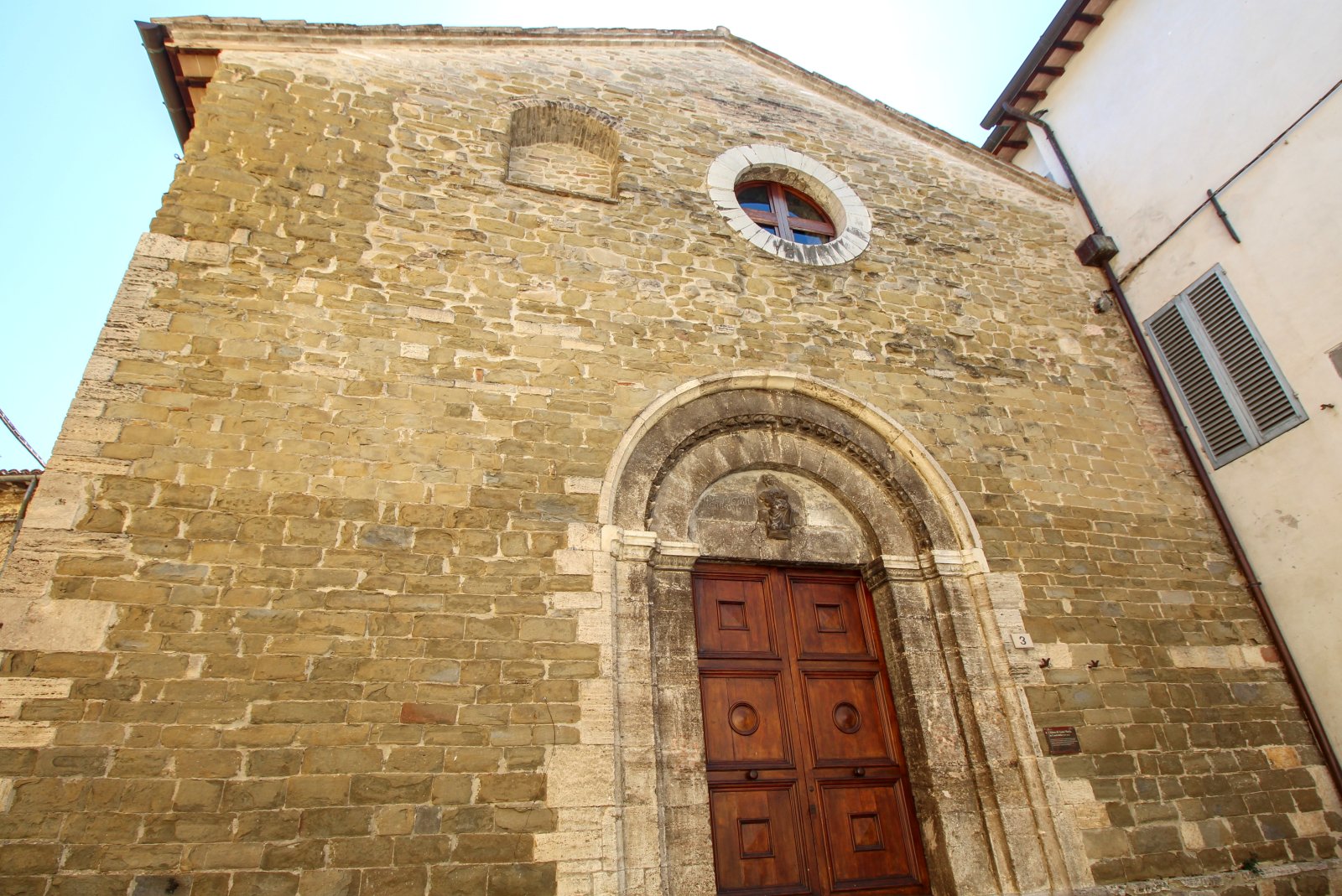 Kirche Santa Maria Laurentia - Bevagna | Secret World Trip Planner