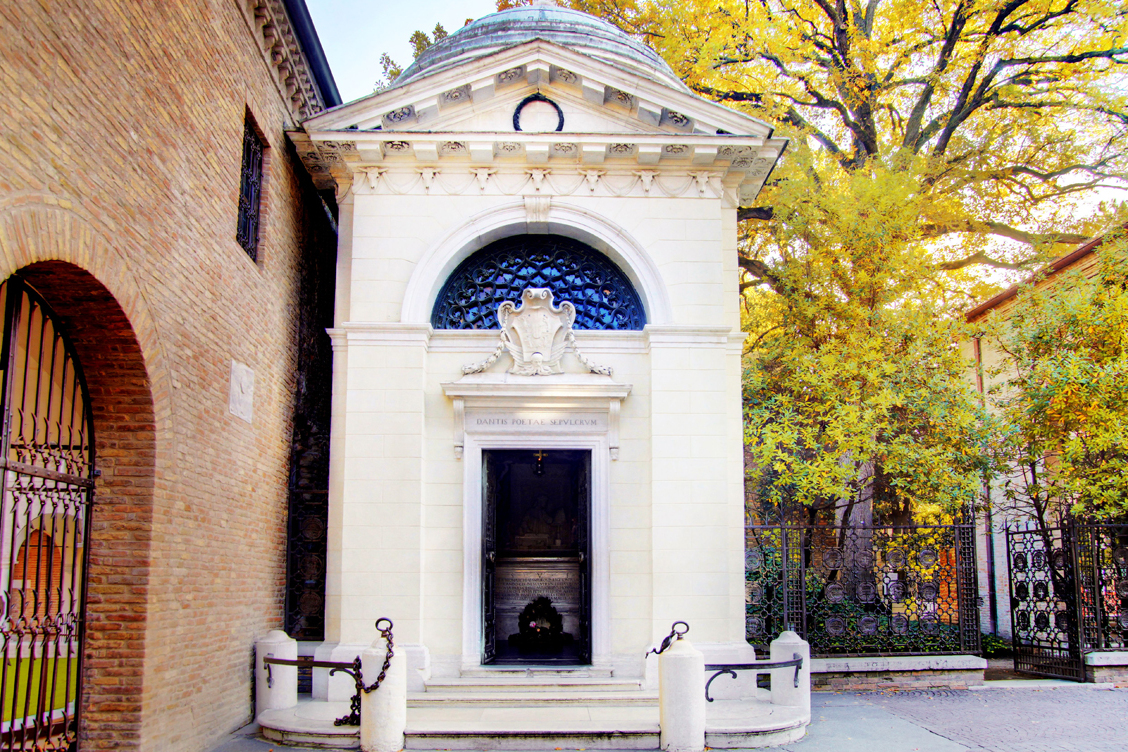 Tombe de Dante - Ravenna | Secret World Trip Planner