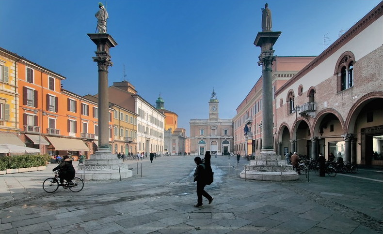 Piazza del Popolo - Ravenna | Secret World Trip Planner
