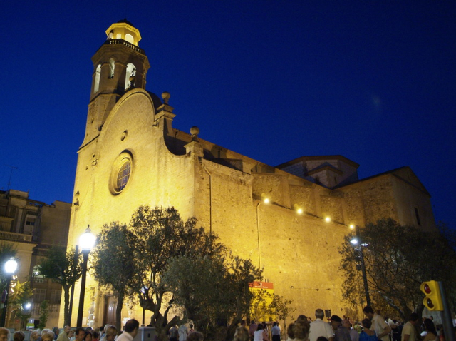 Iglesia de Santa María y San Nicolás - Calella | Secret World Trip Planner
