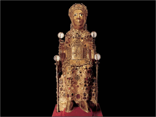 Golden Reliquary of Sainte Foy - Conques-en-Rouergue | Secret World Trip Planner