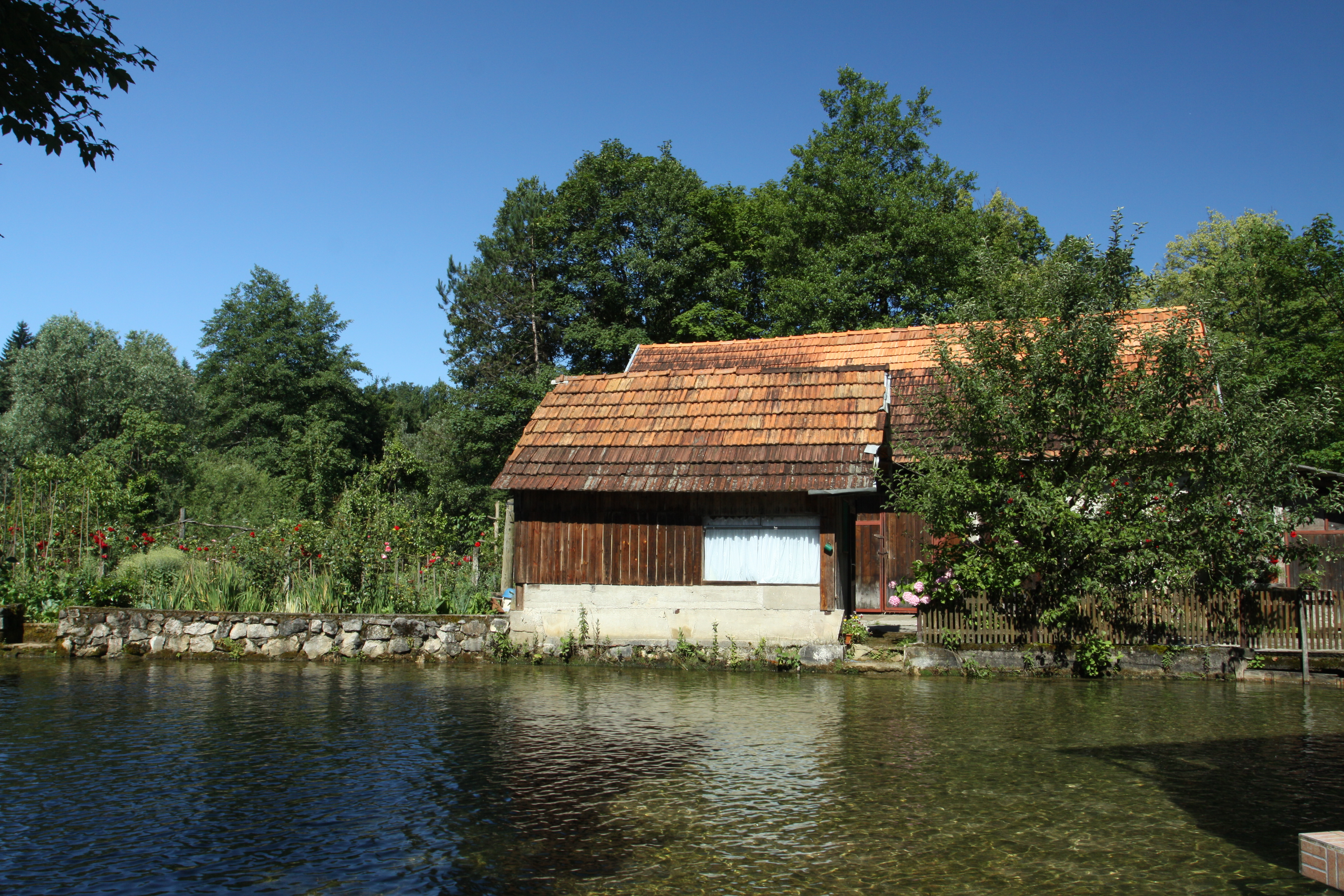 Każde miasto w Chorwacji jest tak inne! Rastoke jest jednym z ukrytych klejnotów Croa - Rastoke | Secret World Trip Planner