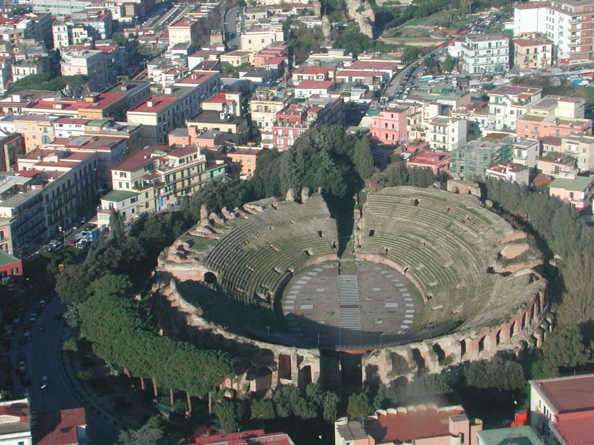 L’Anfiteatro Flavio di Pozzuoli - Pozzuoli | Secret World Trip Planner
