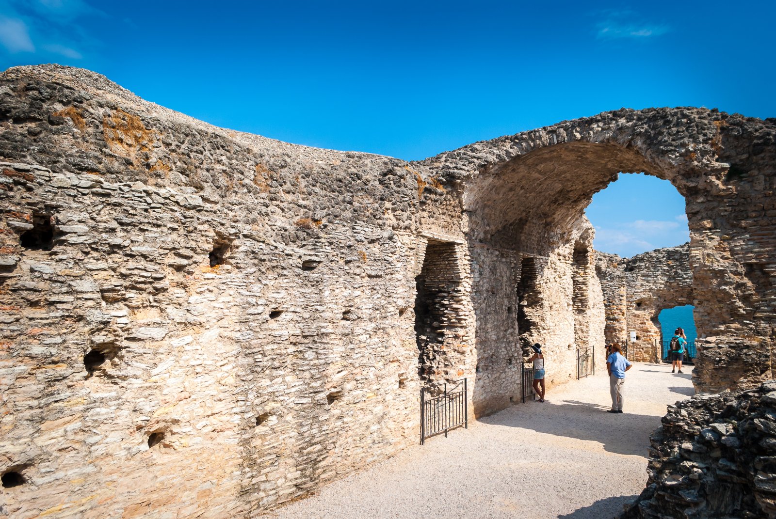 Пещеры Катулла - Sirmione | Secret World Trip Planner