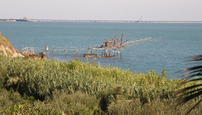 Italien | Trabucco, eine echte Fischereimaschine - Ortona | Secret World Trip Planner