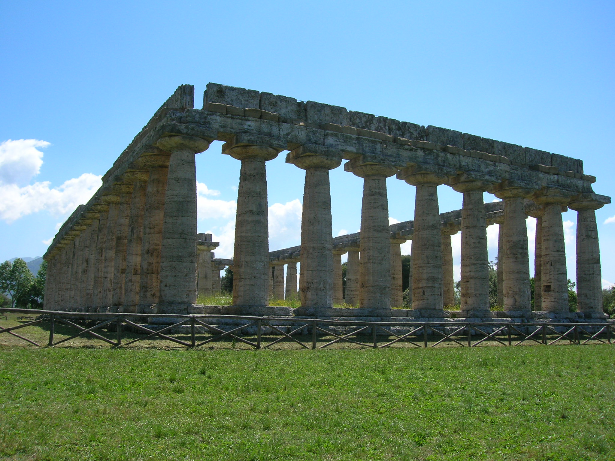Paestum | Tempio di Nettuno - Capaccio Paestum | Secret World Trip Planner