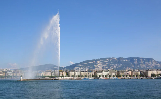 Jet d'Eau de grote fontein van Genève - Genève | Secret World Trip Planner