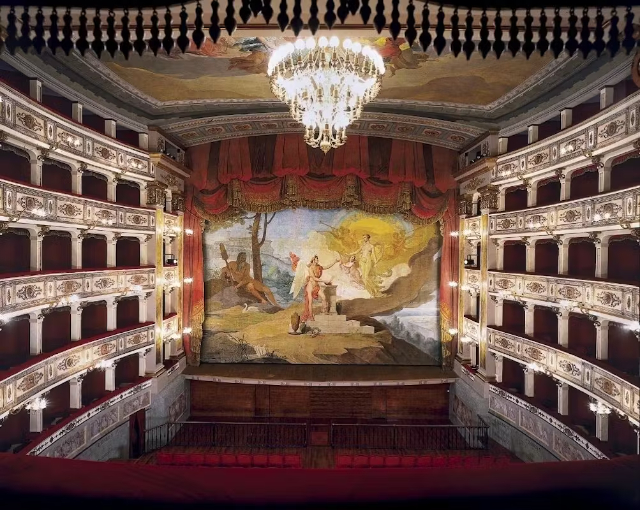Teatro dell'Aquila - Fermo | Secret World Trip Planner