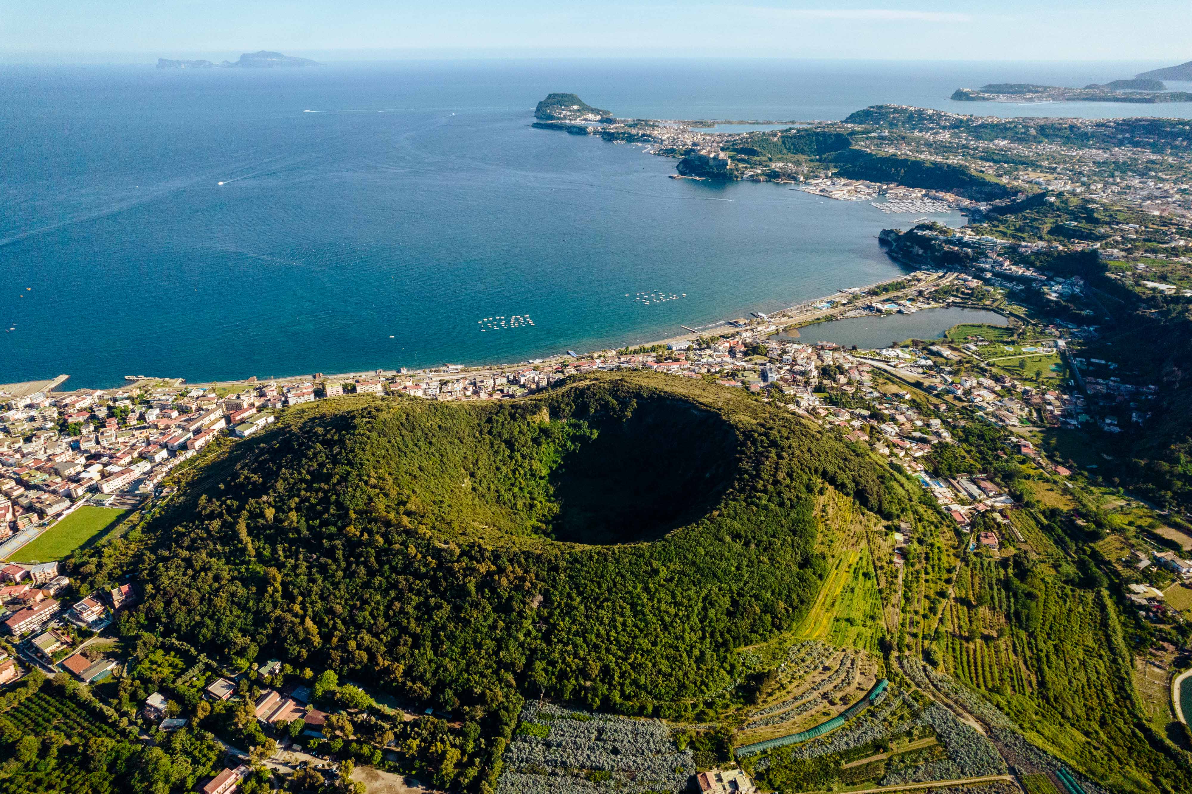 포주올리 - Pozzuoli | Secret World Trip Planner