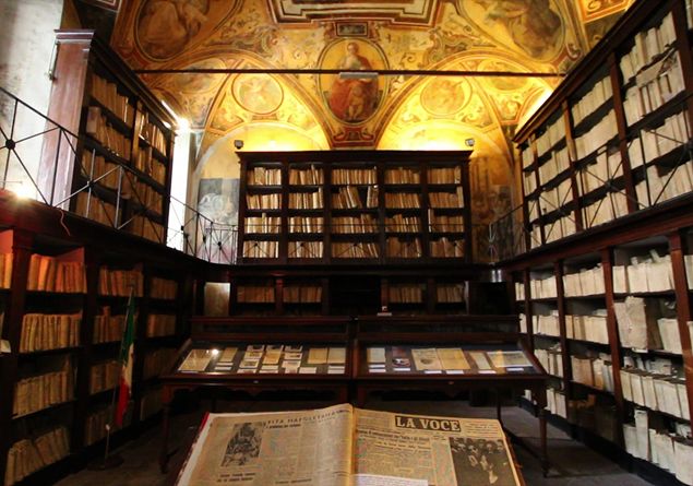 Rijksarchief van Napels - Napoli | Secret World Trip Planner