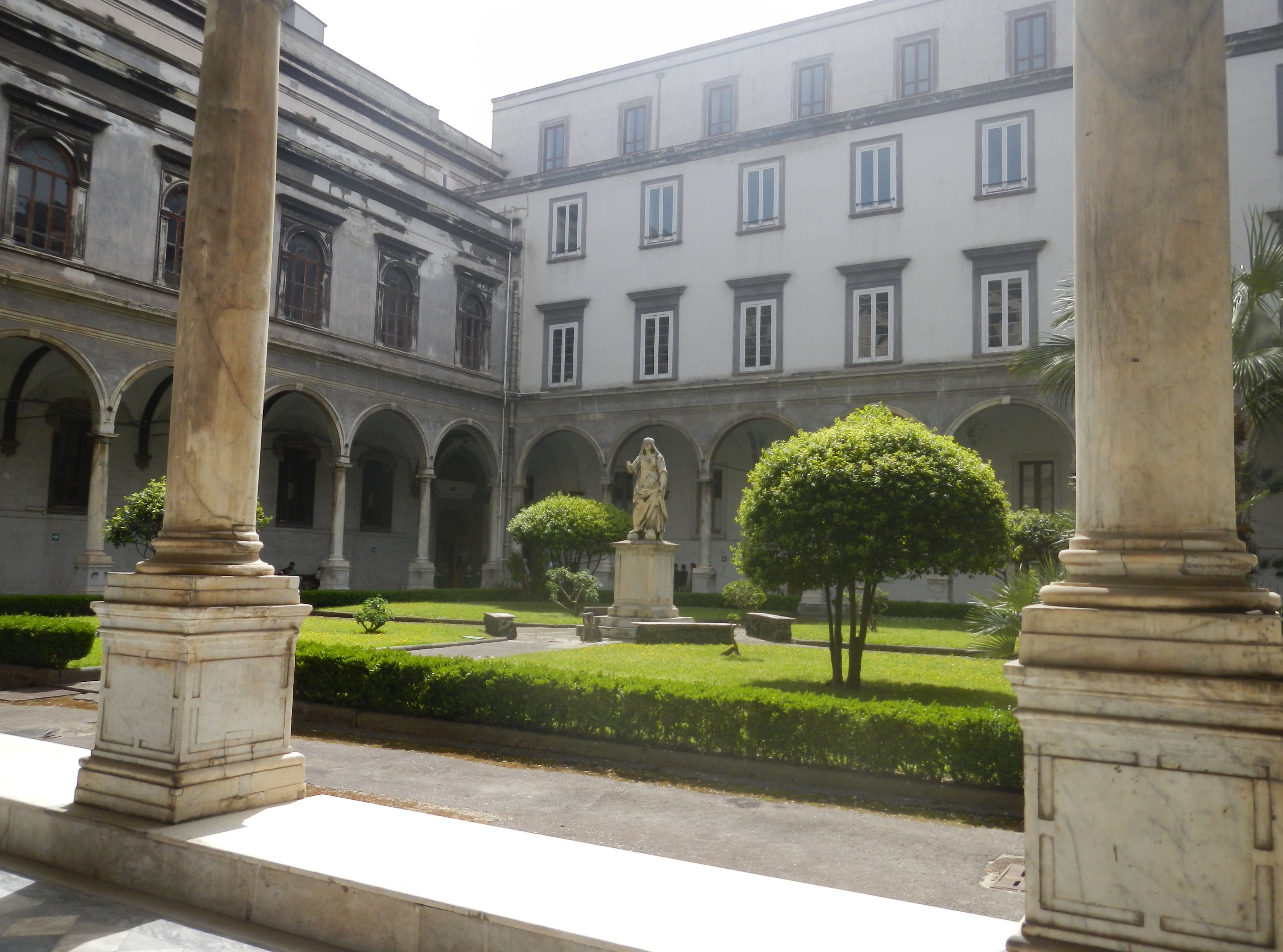Rijksarchief van Napels - Napoli | Secret World Trip Planner