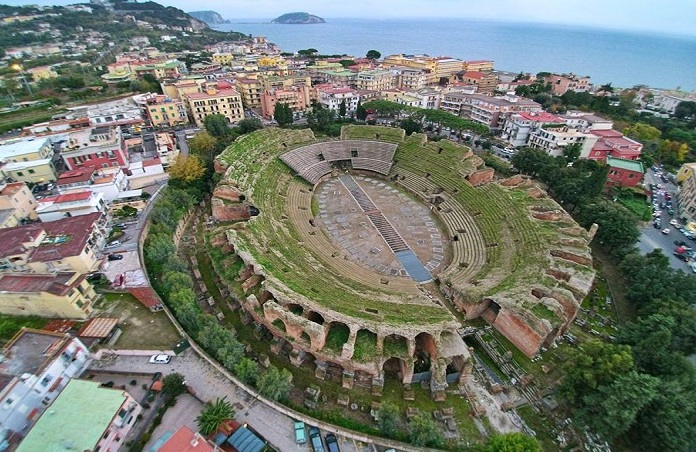 波佐利和意大利3°最大的罗马圆形剧场 - Pozzuoli | Secret World Trip Planner