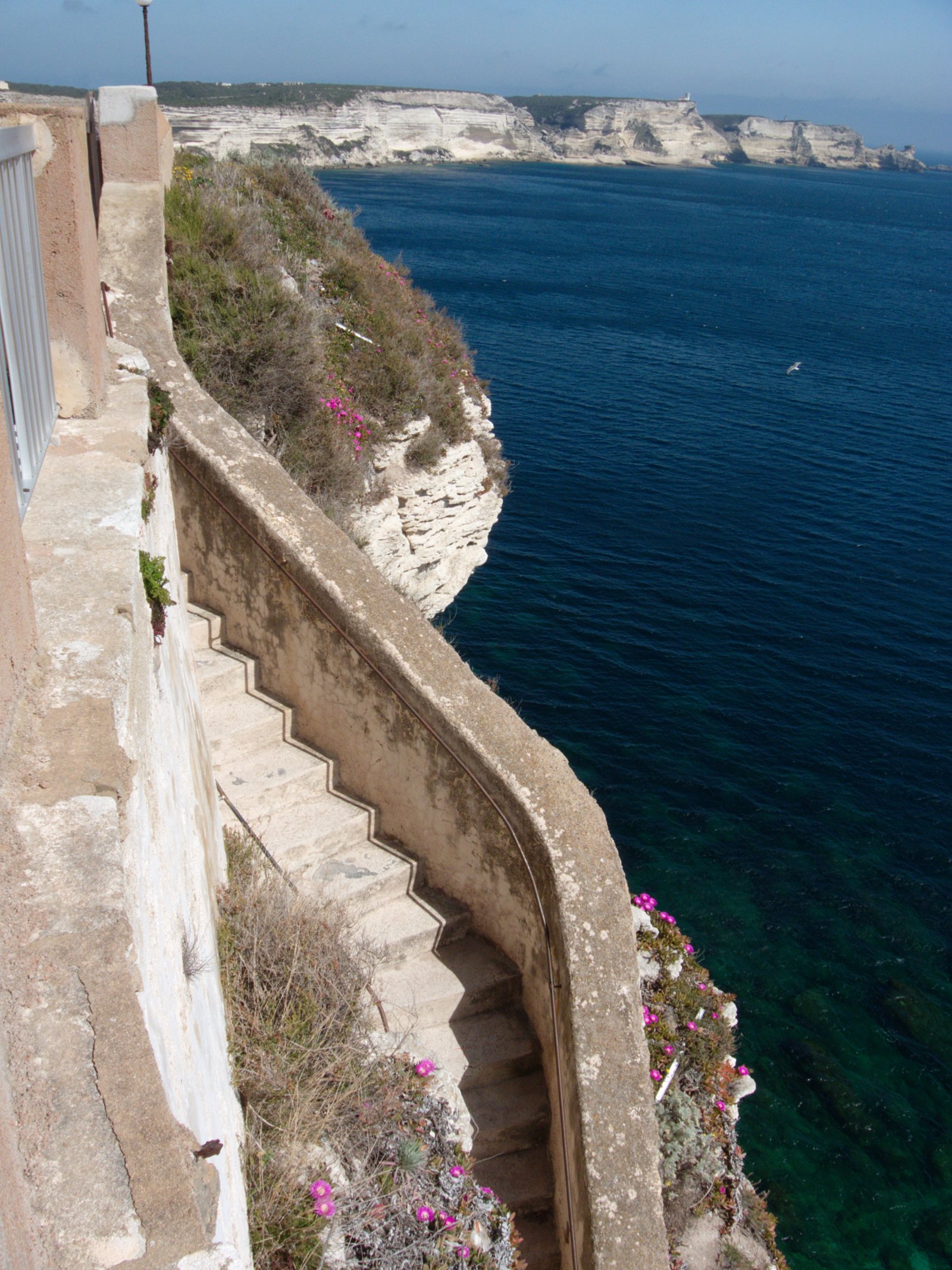 The Staircase of The King of Aragon - Bonifacio | Secret World Trip Planner