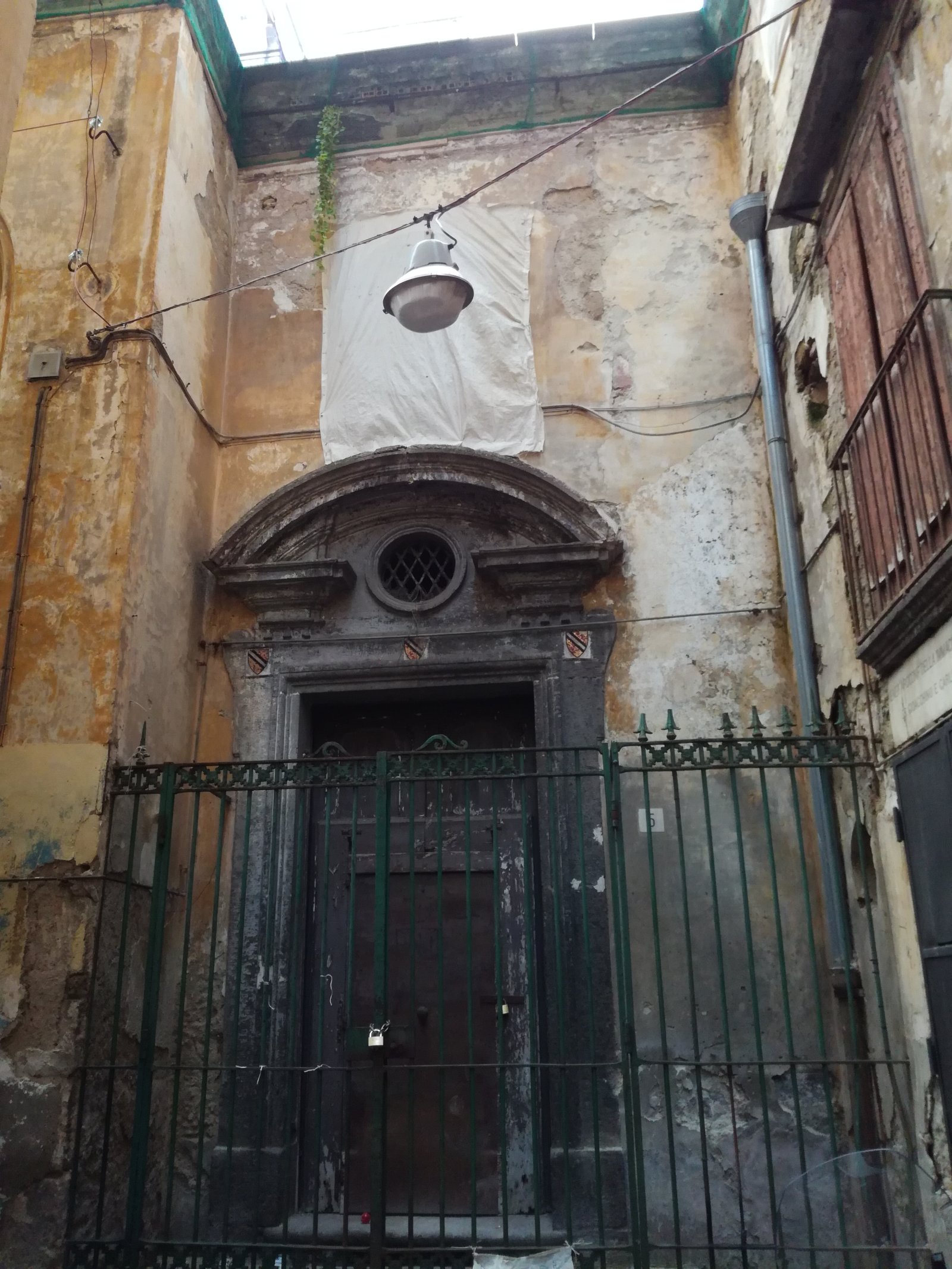 Iglesia de Santa Luciella ai Librai - Napoli | Secret World Trip Planner