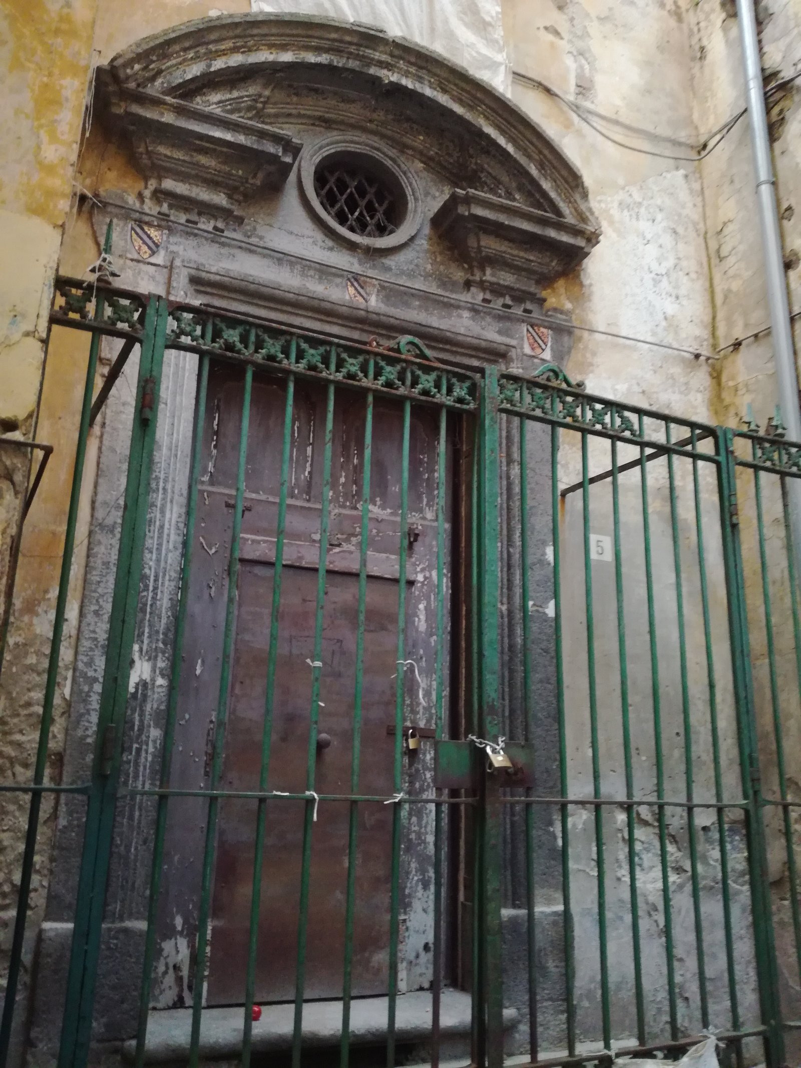 Iglesia de Santa Luciella ai Librai - Napoli | Secret World Trip Planner