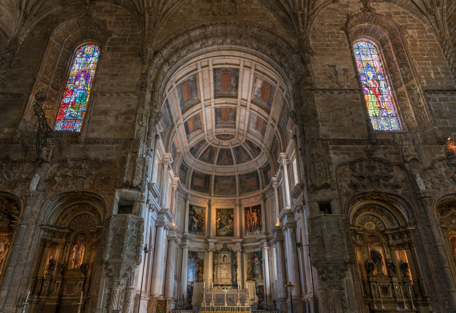 Klasztor dos Hieronimos jest jednym z największych arcydzieł sztuki Manuela w  - Lisboa | Secret World Trip Planner