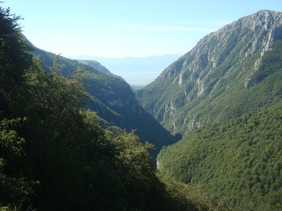 Gorges de Celano Aielli - Ovindoli | Secret World Trip Planner