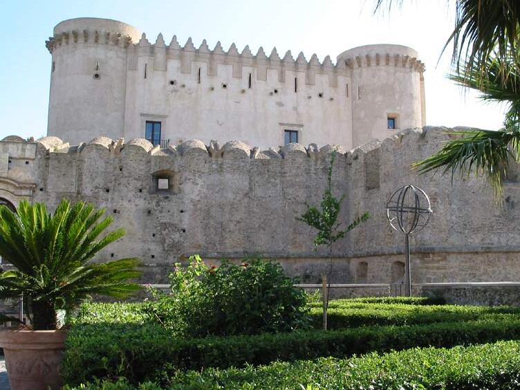 l Castello di Santa Severina - Santa Severina | Secret World Trip Planner