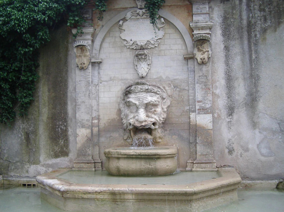 Fontana del Mascherone - Spoleto | Secret World Trip Planner