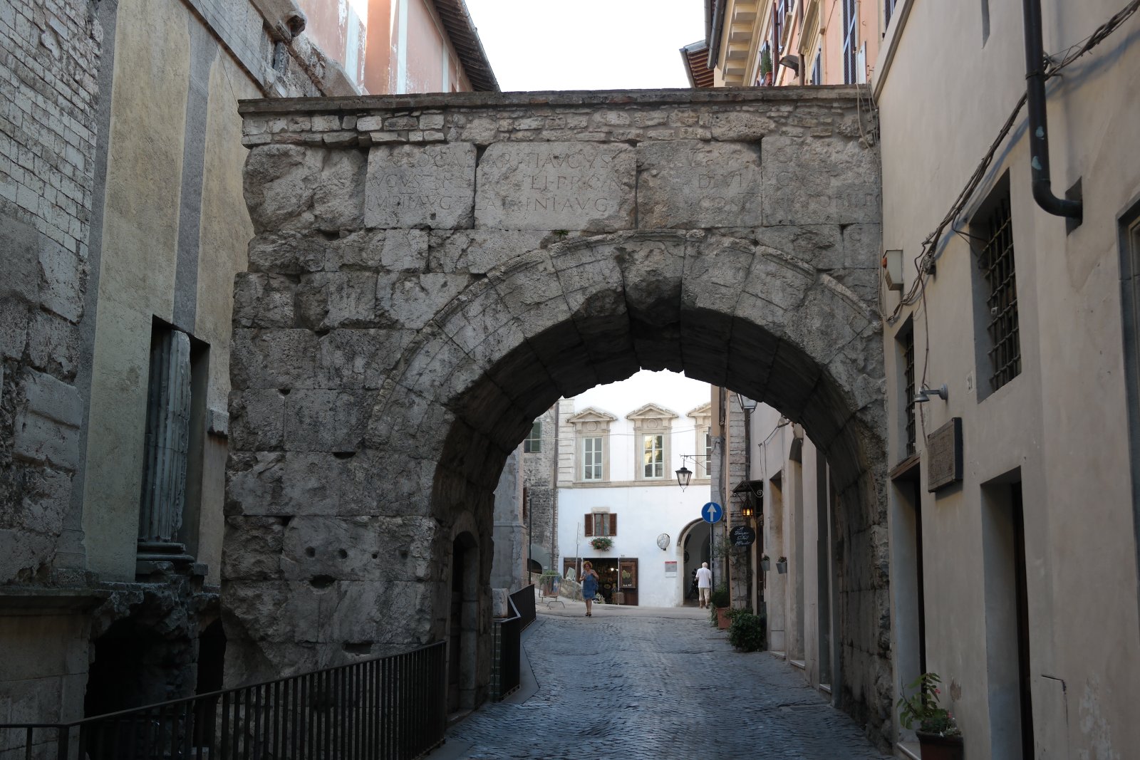 Arc de Drusus et Germanicus - Spoleto | Secret World Trip Planner