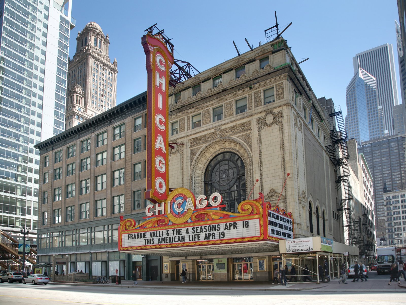 O Chicago Theatre - Chicago | Secret World Trip Planner