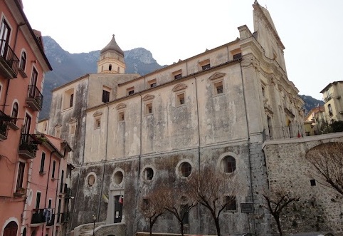Catedral de Santa Maria della Pace - Campagna | Secret World Trip Planner