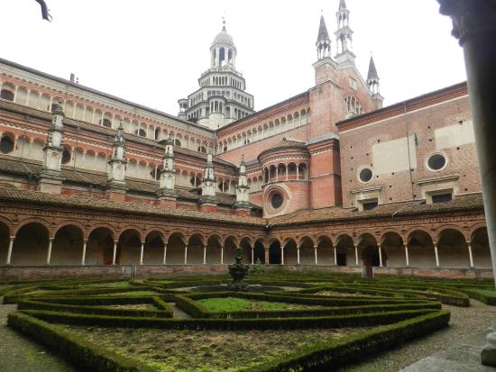 A Casa Charterhouse de Pavia - 4 | Secret World Trip Planner