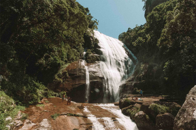 카초에이라 두 가토 폭포 - Ilhabela - San Paolo | Secret World Trip Planner