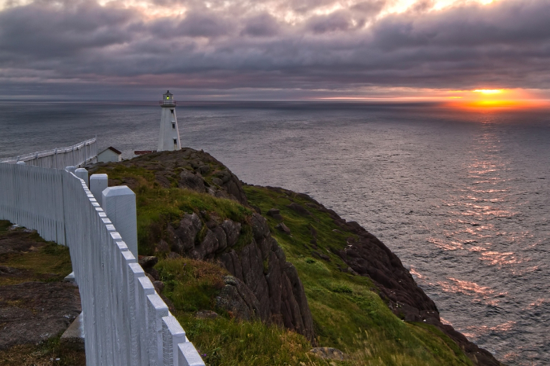 Маяк Кейп-Спир в Ньюфаундленде - St. John's | Secret World Trip Planner