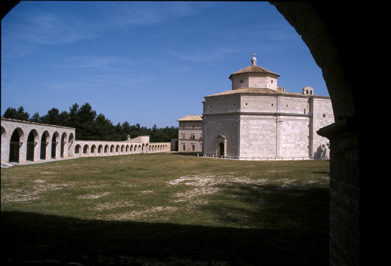 Santuario del Macereto - Macereto | Secret World Trip Planner
