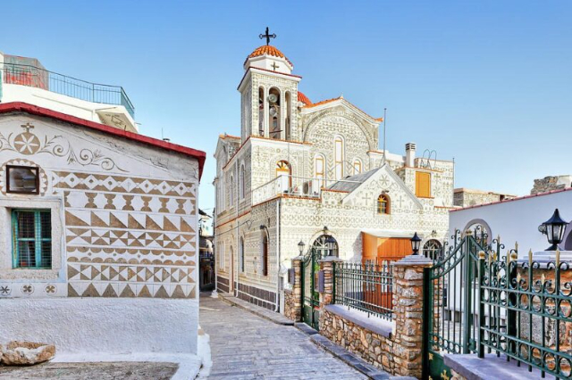 Paseando por Pyrgi: Un lienzo vivo de historia y arte - Pyrgi | Secret World Trip Planner