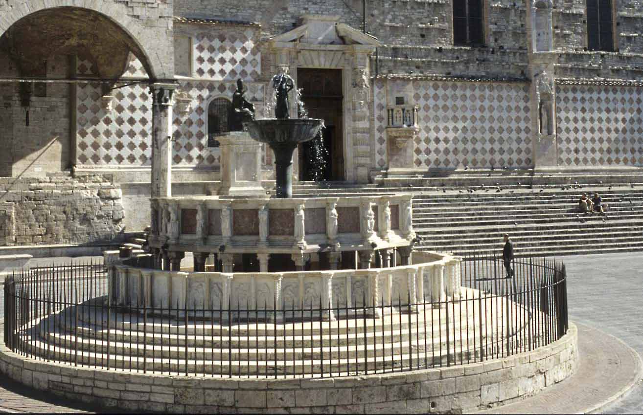 Major Fountain - Perugia | Secret World Trip Planner