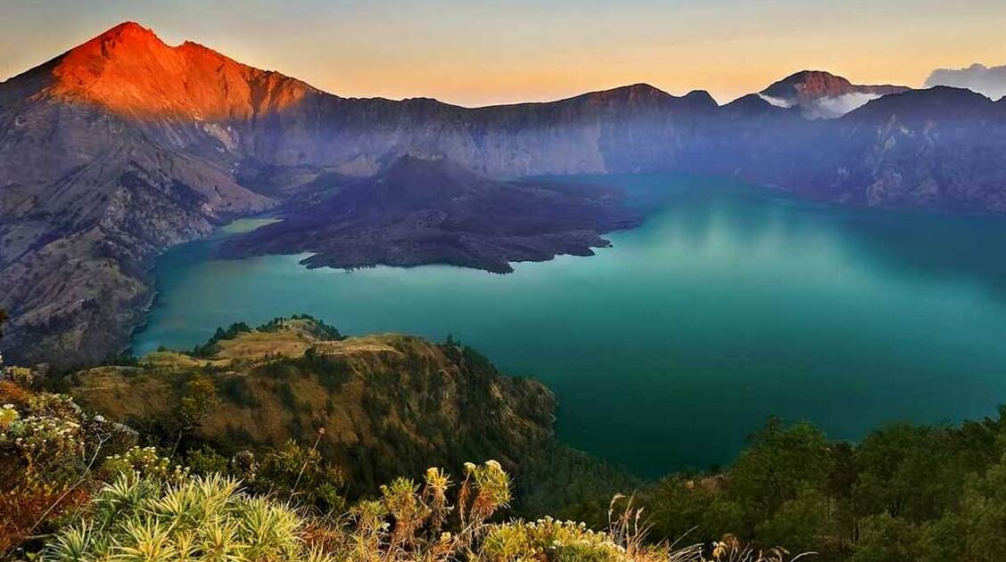 リンジャニ山トレッキング — East Lombok Regency