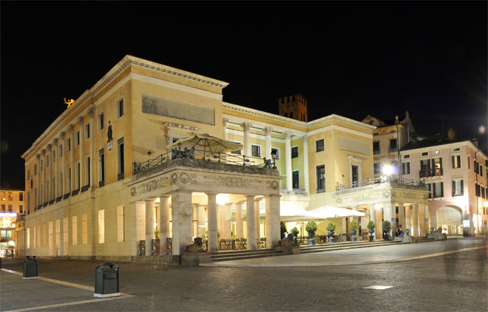 Pedrocchi咖啡馆 - Padova | Secret World Trip Planner