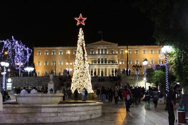 Plac Syntagma - Athina | Secret World Trip Planner