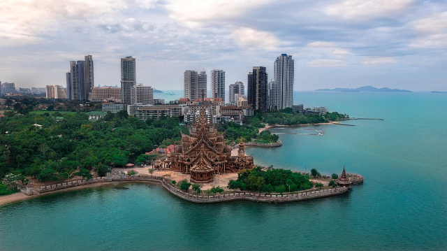 Святилище истины - Muang Pattaya | Secret World Trip Planner