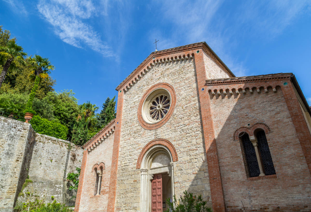 Kerk van de Heiligen Nicolò en Francesco - Castrocaro Terme | Secret World Trip Planner