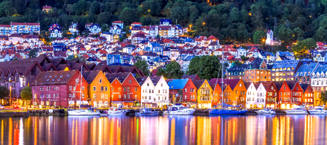 Район Бригген - Bryggen | Secret World Trip Planner