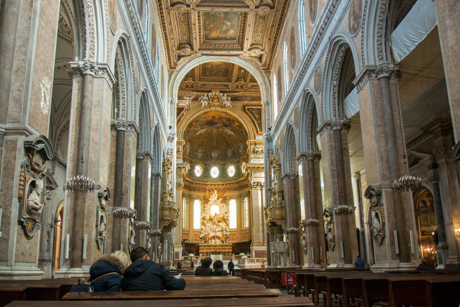Nápoles | Basílica Pontificia de San Gennaro - Napoli | Secret World Trip Planner