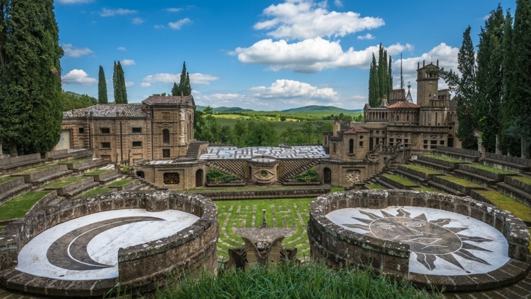 Couvent franciscain de Scarzuola - Montegabbione | Secret World Trip Planner