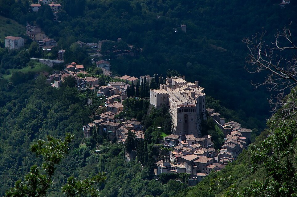 La Rocca Sinibalda - Rocca Sinibalda | Secret World Trip Planner