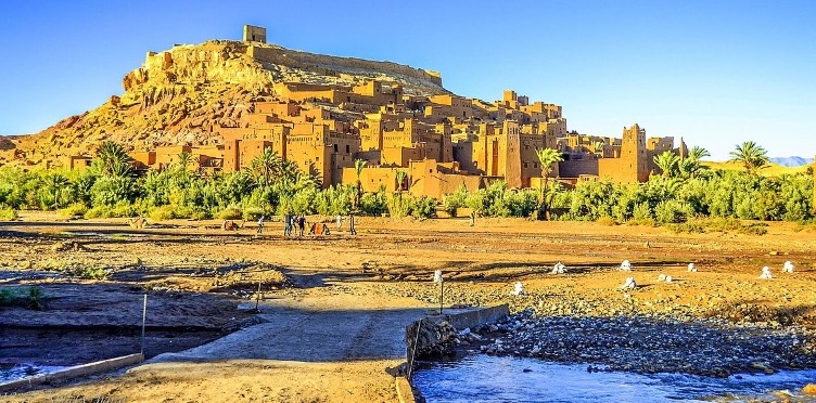 Aït-Ben-Haddou: A cidade fortificada no Trono das Espadas — Ait-Ben-Haddou