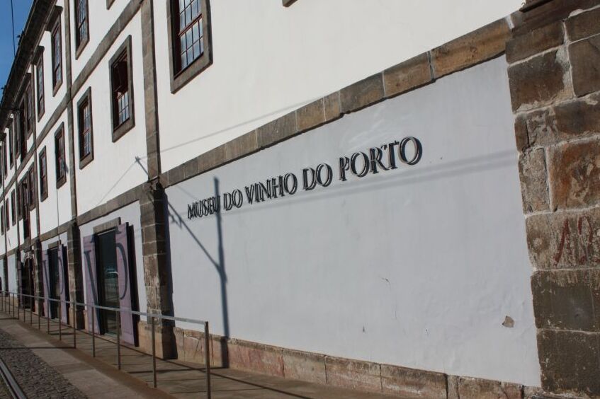 O vinho do porto é a alma de toda a região do Porto e Douro — Porto