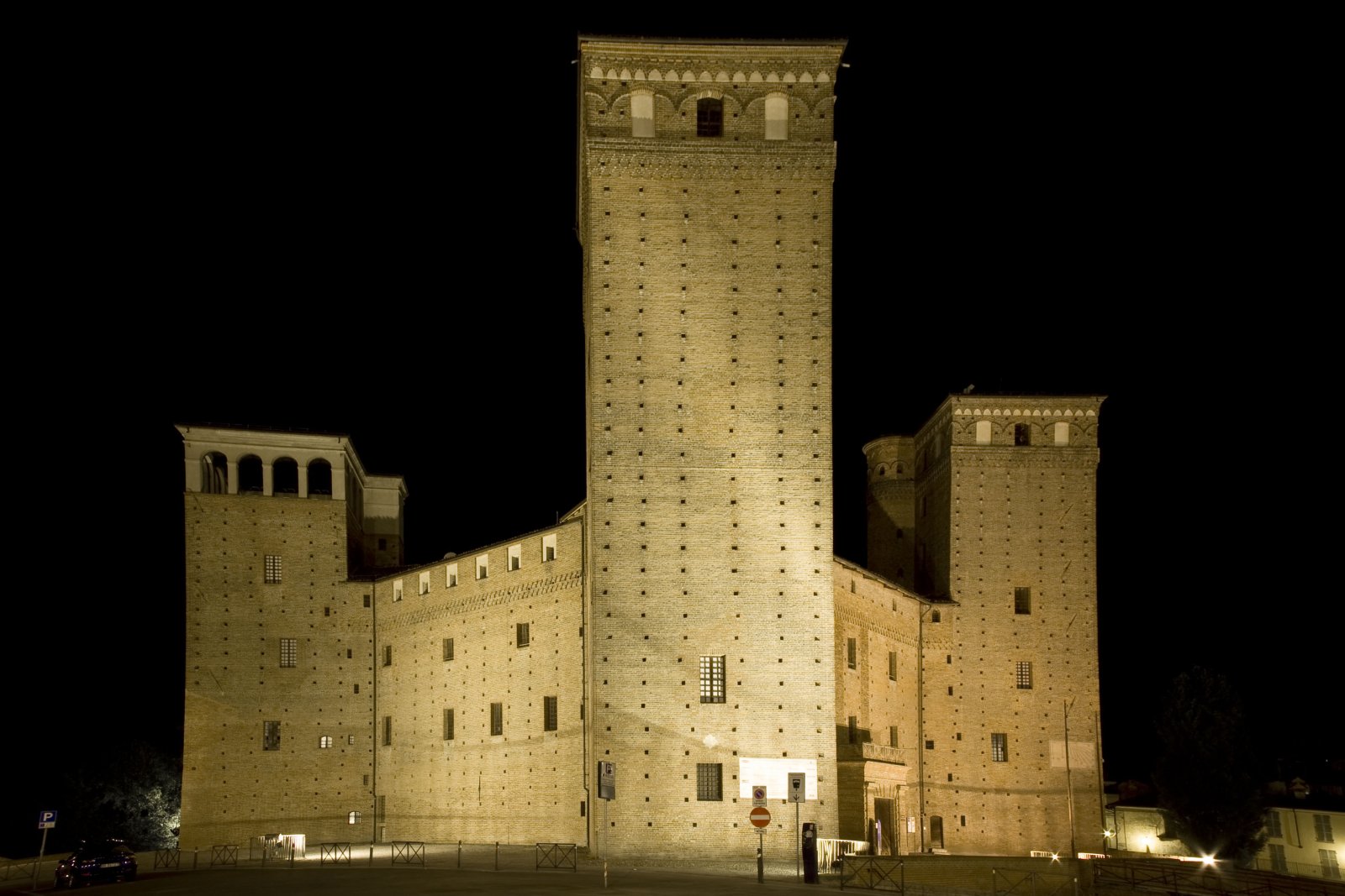 Schloss Fossano - Fossano | Secret World Trip Planner