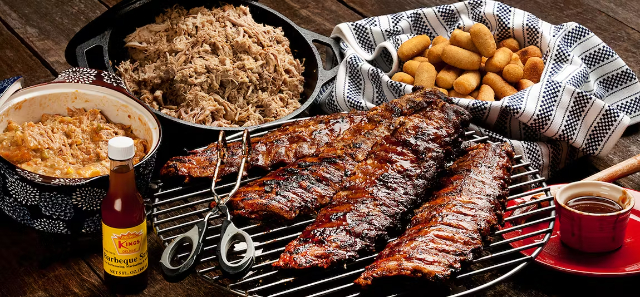 Restauracja Kings: 75 lat Carolina BB - Kinston | Secret World Trip Planner