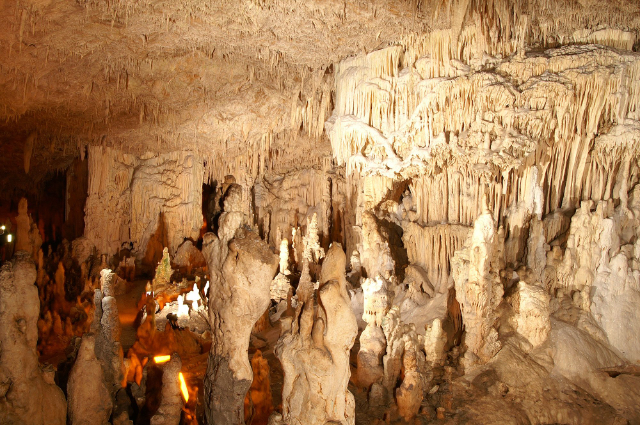 Grotta di Perama - Perama | Secret World Trip Planner